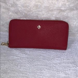 Robinson Zip Continental Wallet
